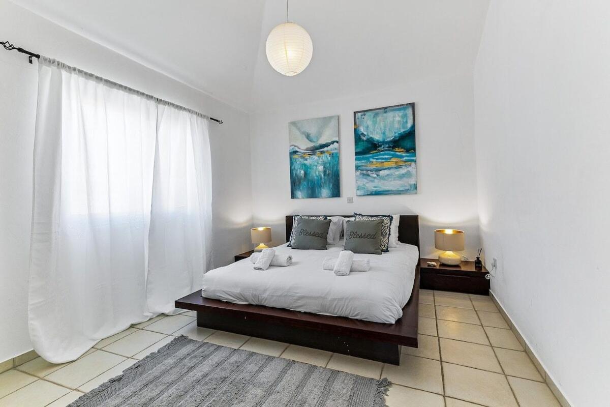 Limnaria Gardens Beautiful Apartment By Vichy 파포스 외부 사진